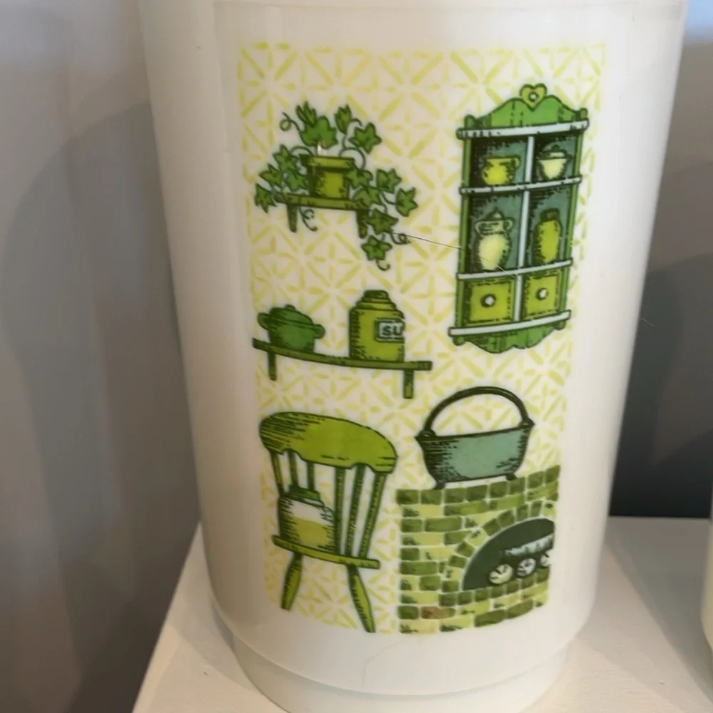 Retro canisters set of 3 nesting off white /brown & green